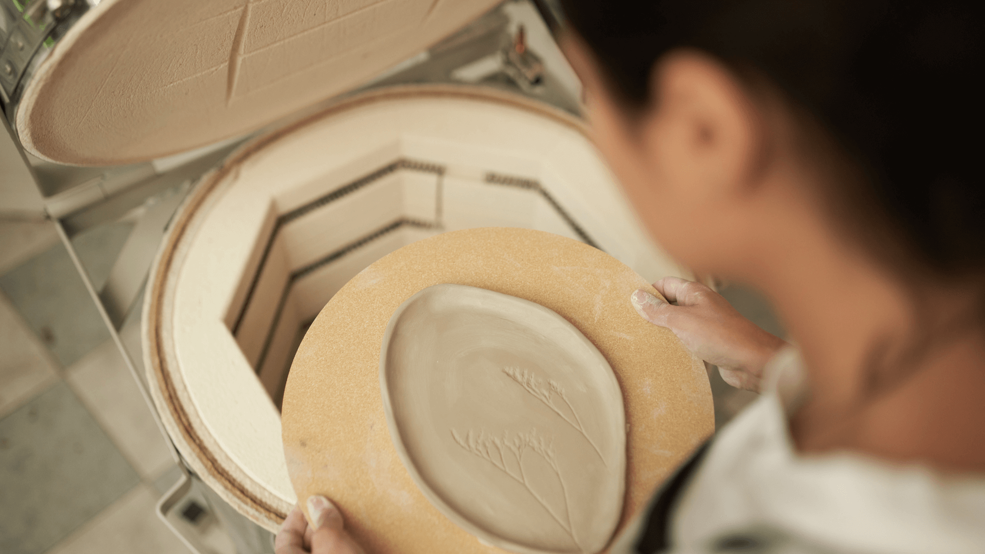 Alles wat u moet weten over het bakken van klei in een keramiekoven