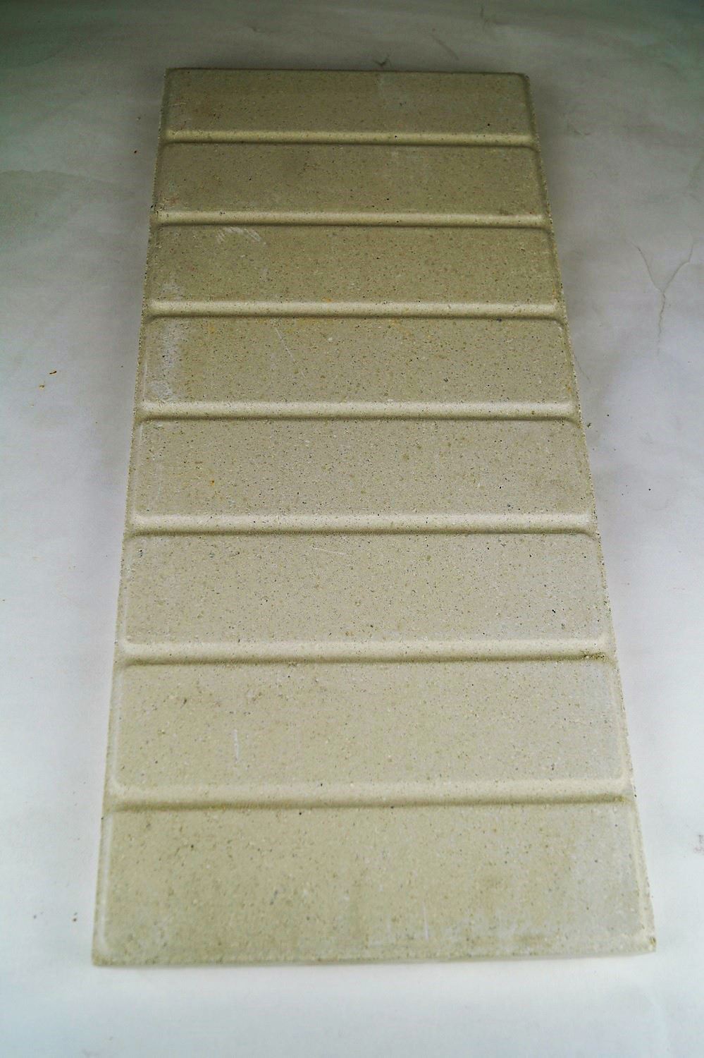 Vuurvaste plaat 500x220x28mm WIT (steen effect) per stuk
