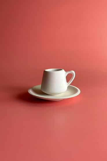 Rubi koffiekop met schotel van biscuit aardewerk - 50ml