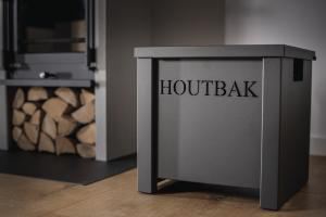 Kleine hout bak met deksel
